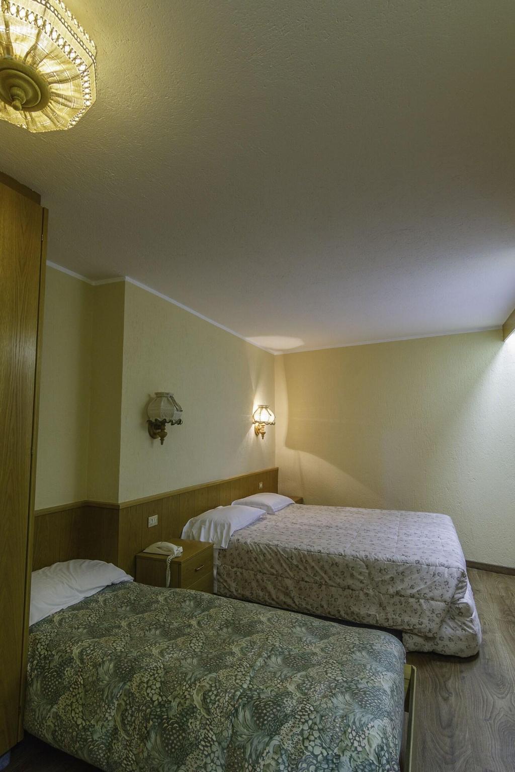 Hotel Ottoz Meublè