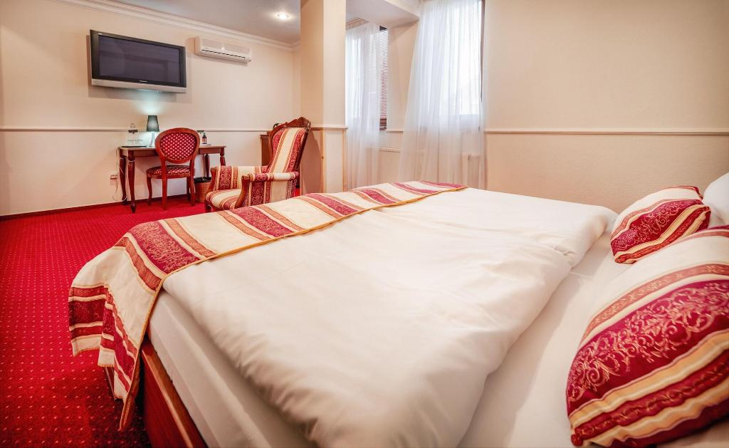 Hotel Capital