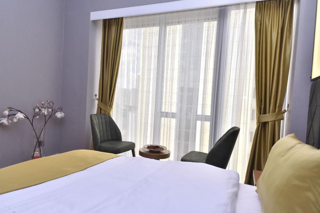Atacity Hotel