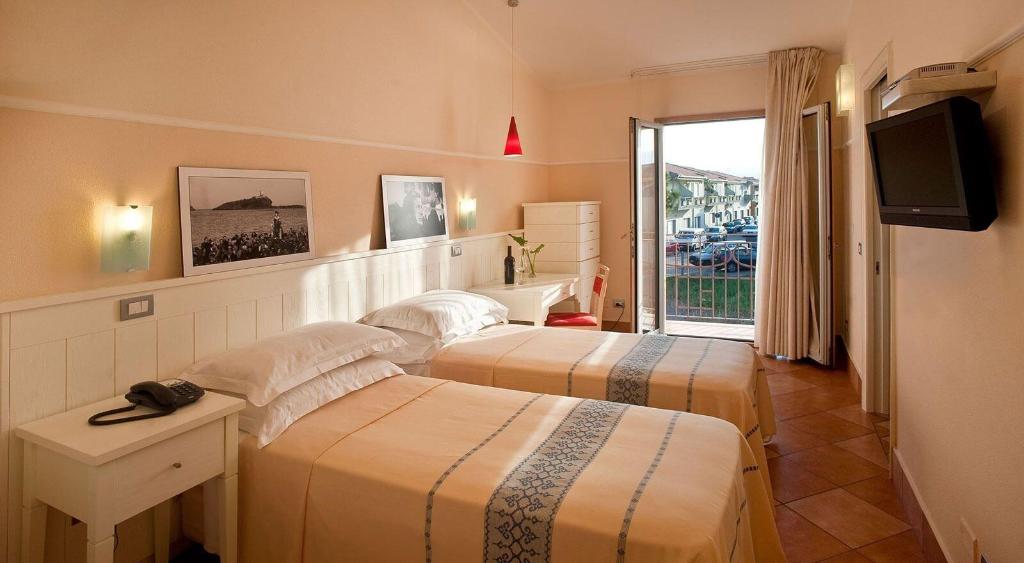 Marin Hotel