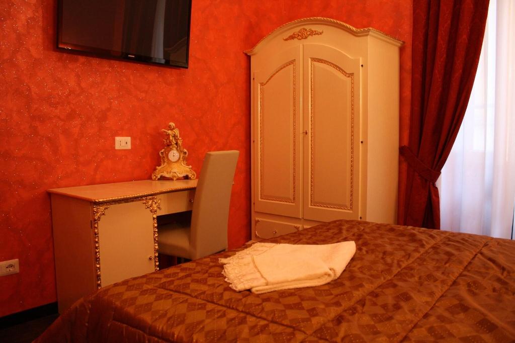 Pope's Suites