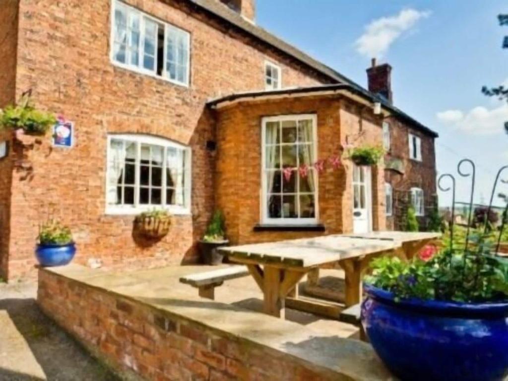 The Dovecote Inn - General view
