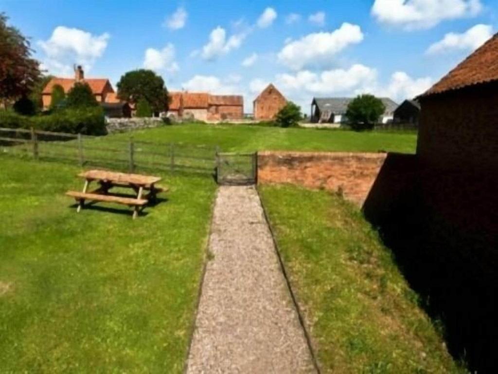 The Dovecote Inn - General view