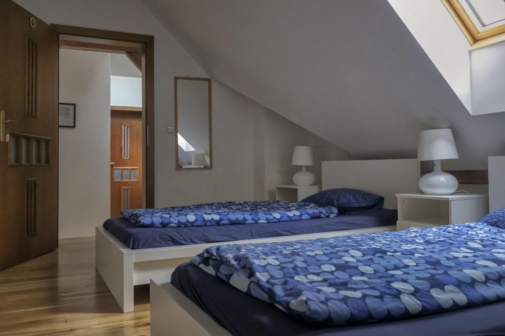 Hostel One Miru
