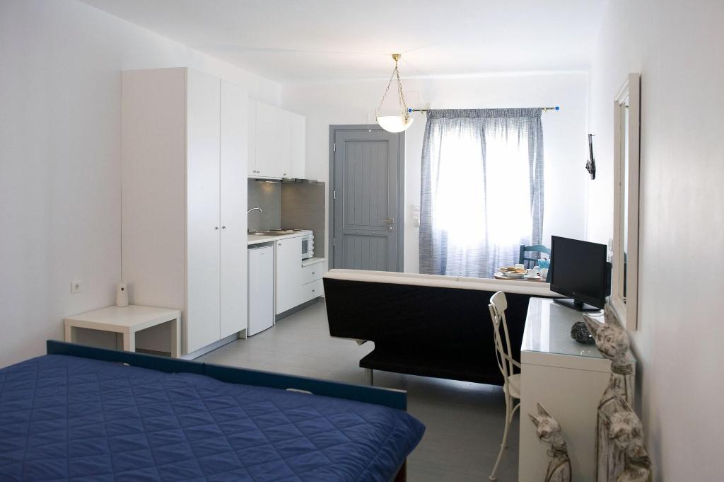 Tsakanos Home
