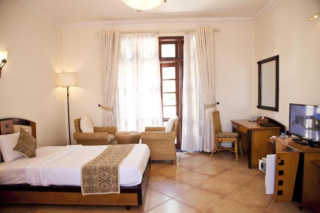 La Paz Resort