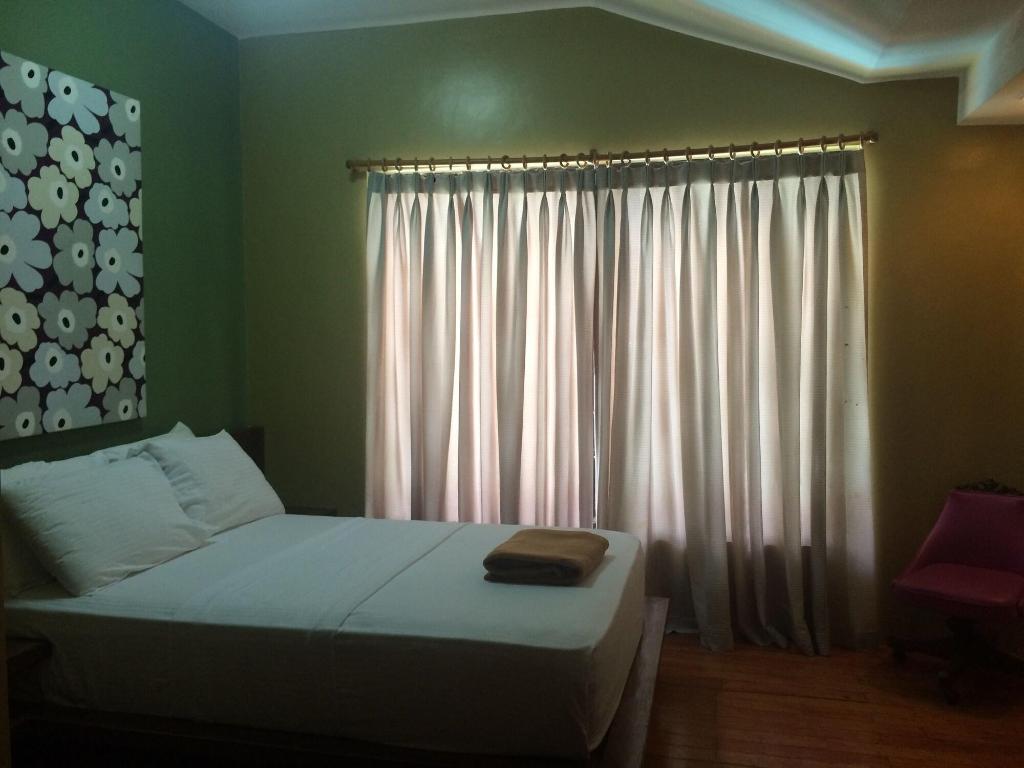 The Purple Tree Bed & Breakfast
