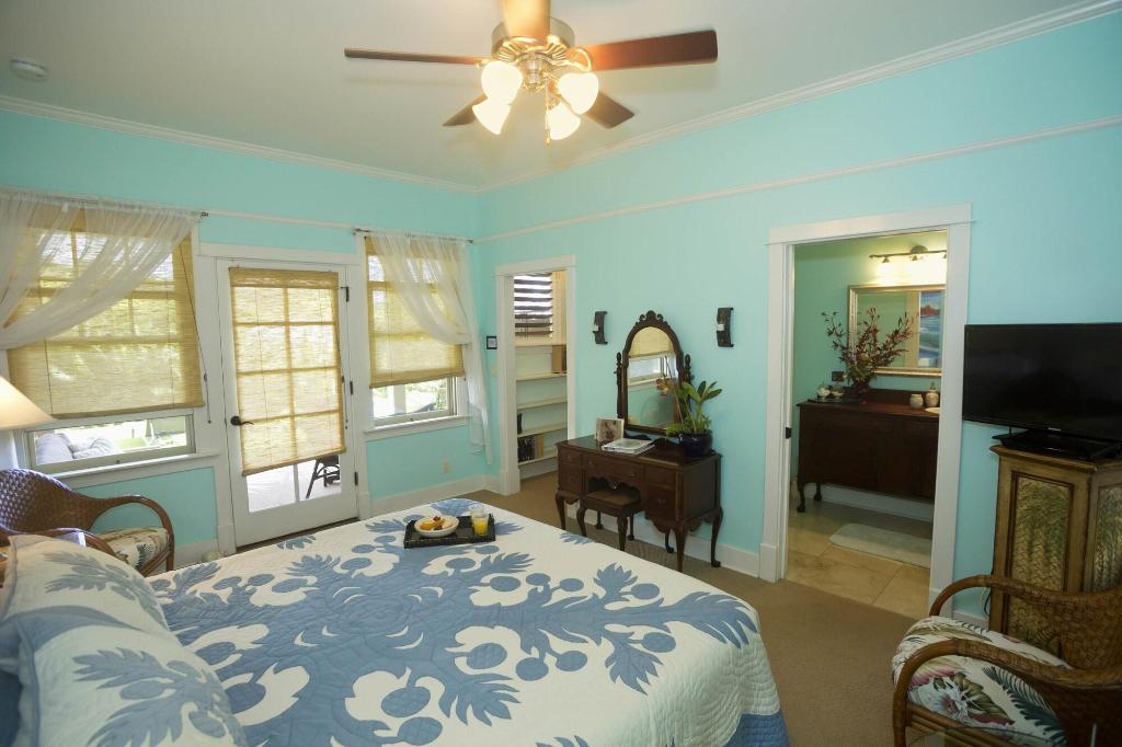 Iao Valley Inn