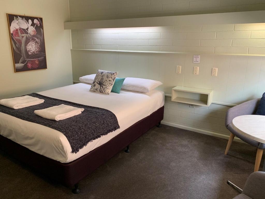 Finley Country Club Hotel Motel