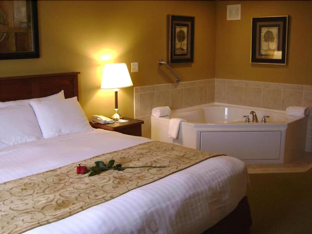 Madelia Hotel & Suites