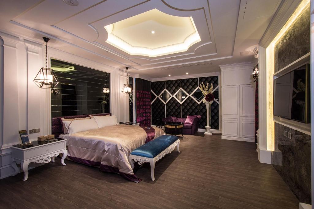 Uher Luxury Resort & Hotel