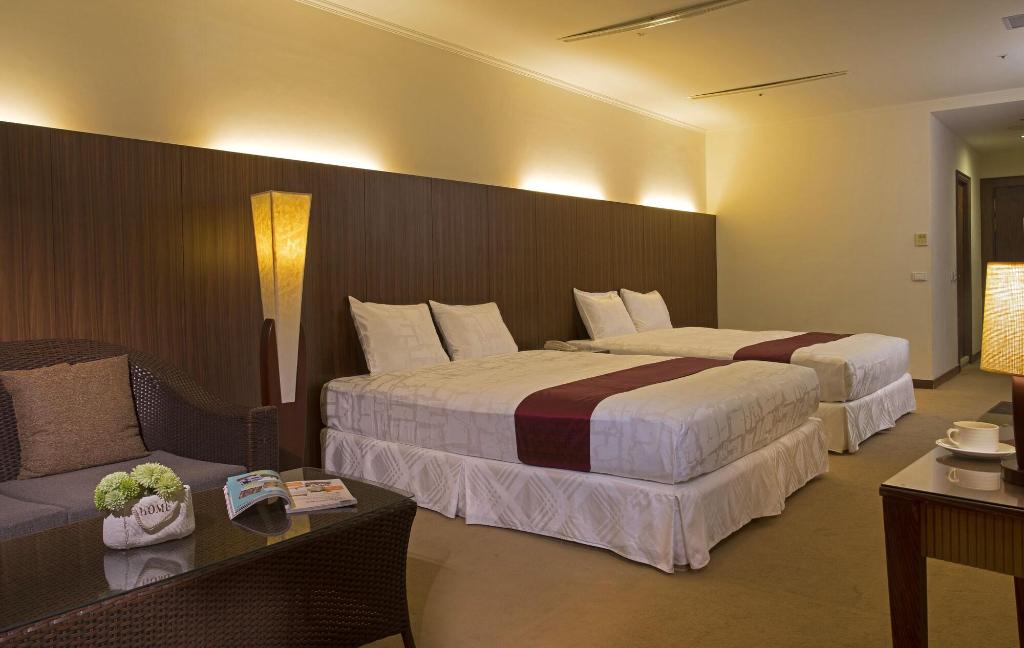 Le Beau Max Resort