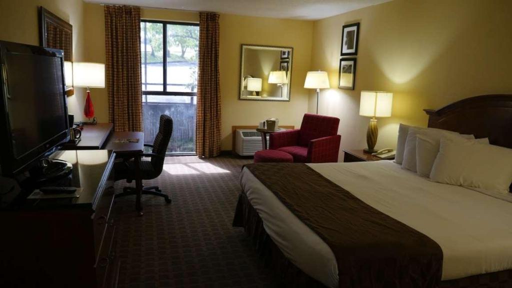 Inn At Grand Glaize