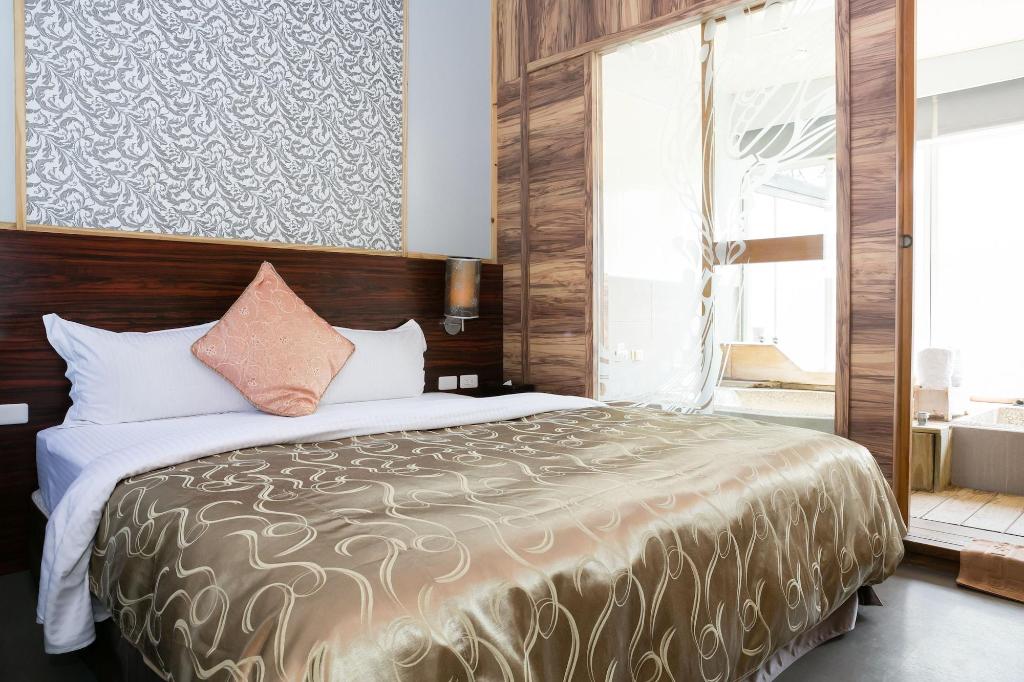 Grand Orchid Villa Resort