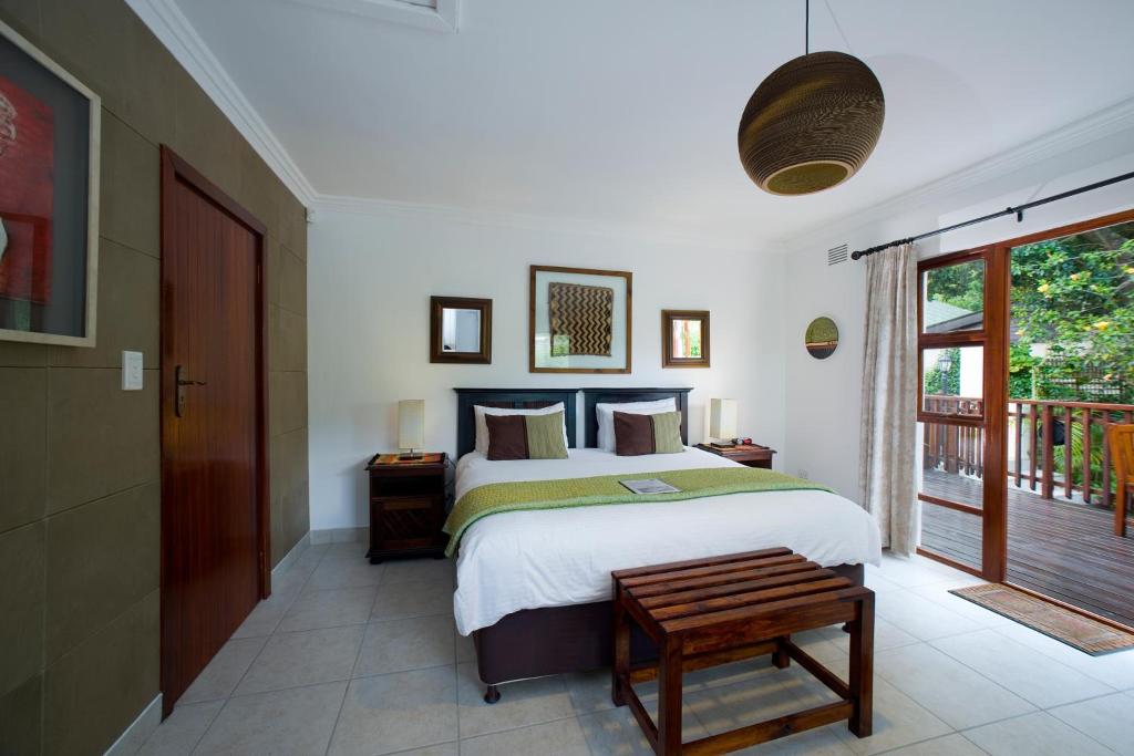 Candlewood Lodge - Bed & Breakfast - General view