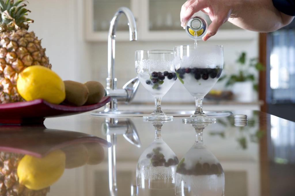 Candlewood Lodge - Bed & Breakfast - Bar