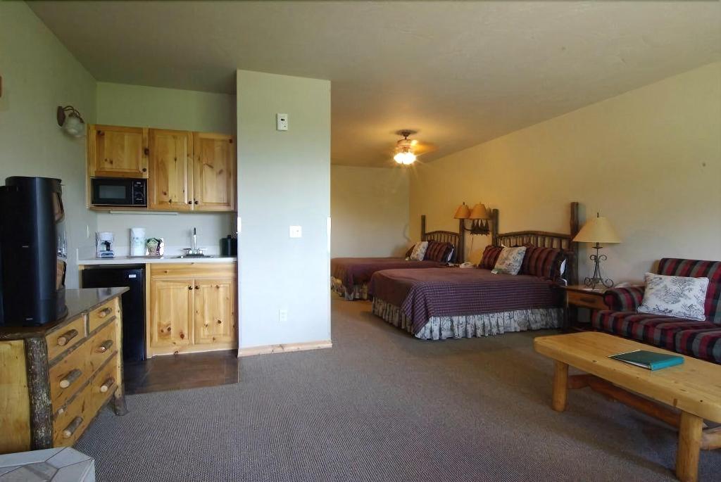 Mountain Lake Lodge