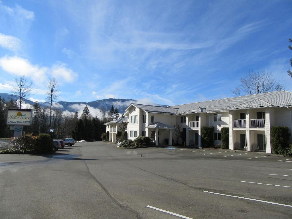 Lake Cowichan Lodge