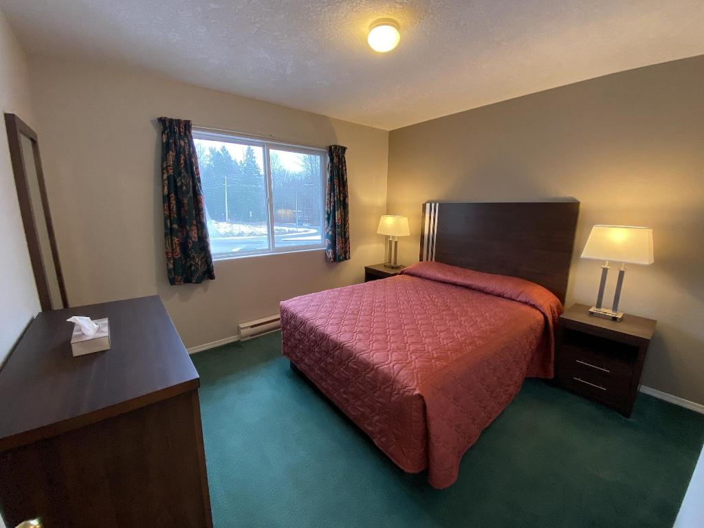 Lake Cowichan Lodge