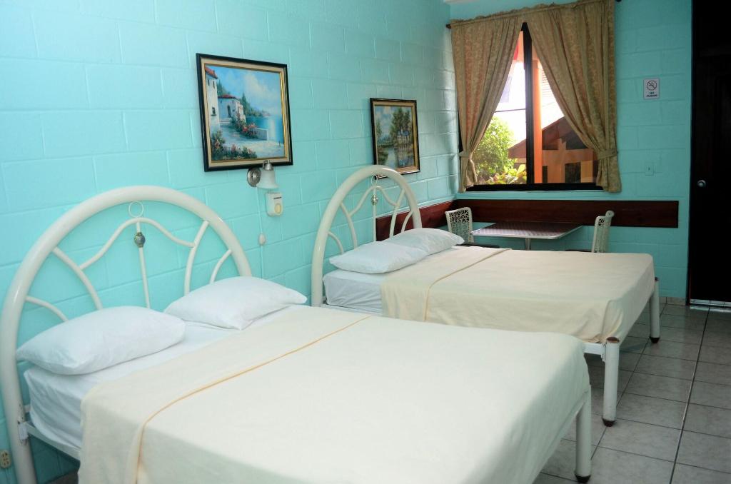 Hotel Garant & Suites