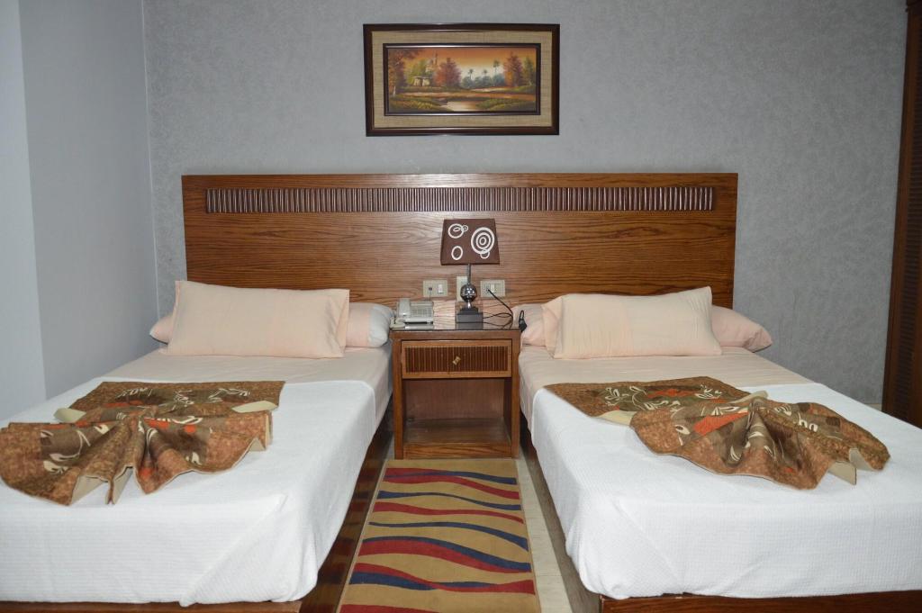 Glorious Hotel