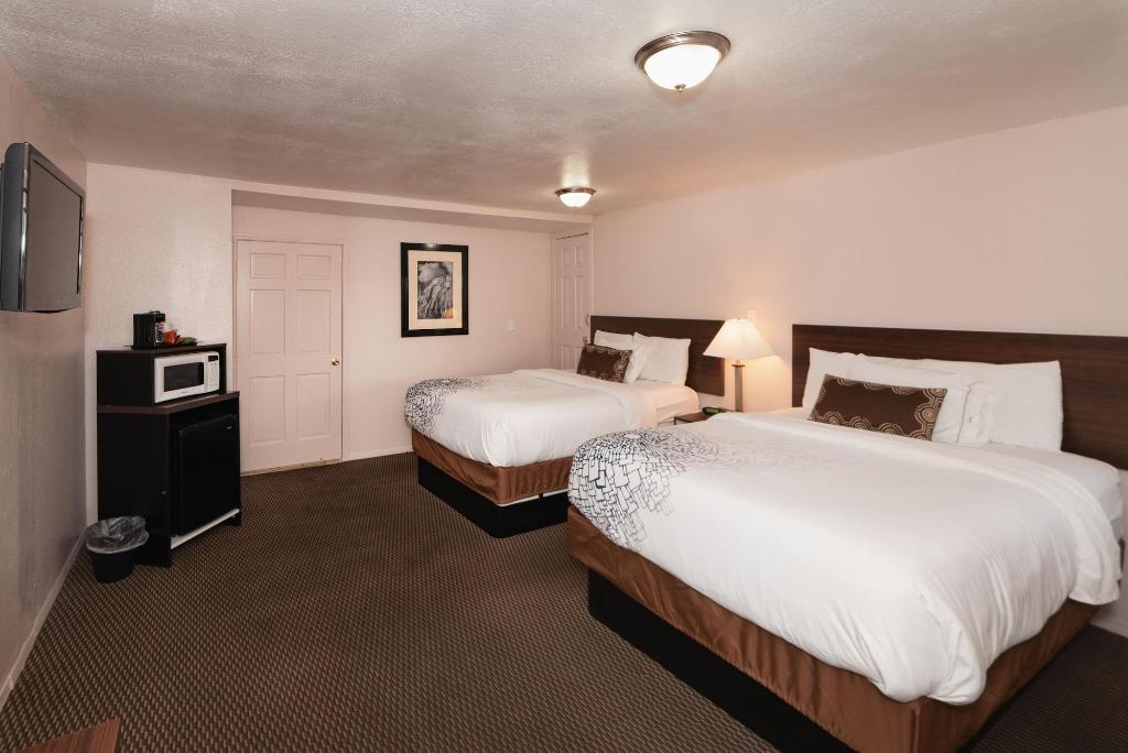 Celilo Inn