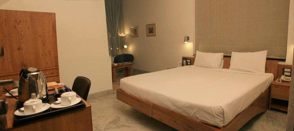 Le Amour Inn