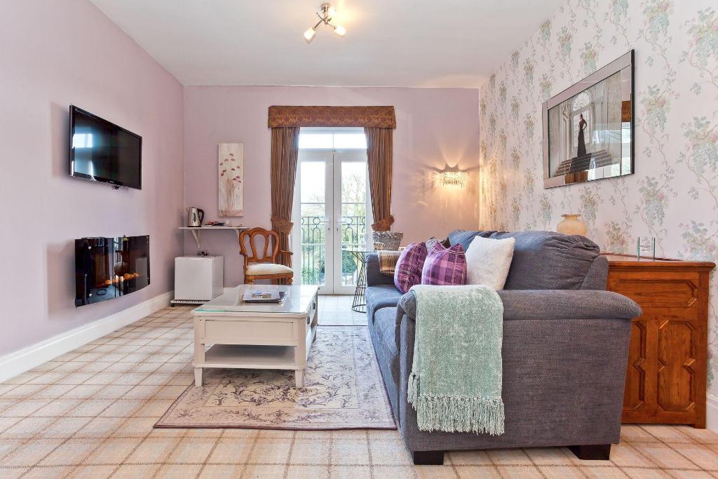 Bowness Bay Suites