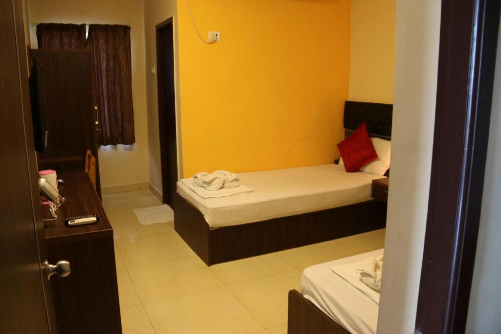 Hotel Bashyam Park