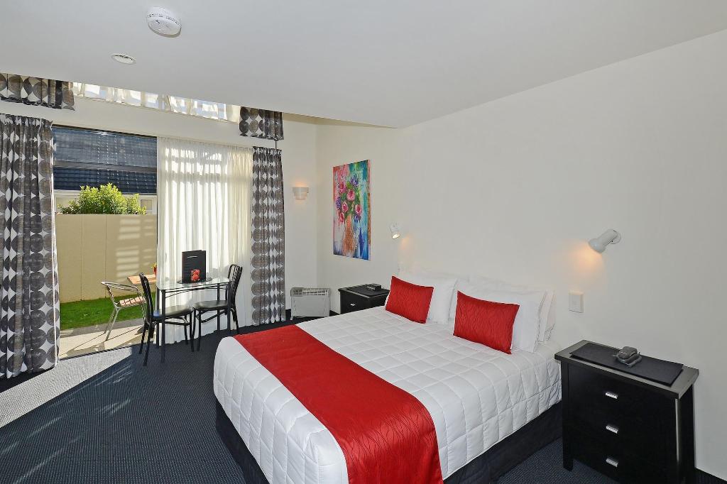Totara Lodge