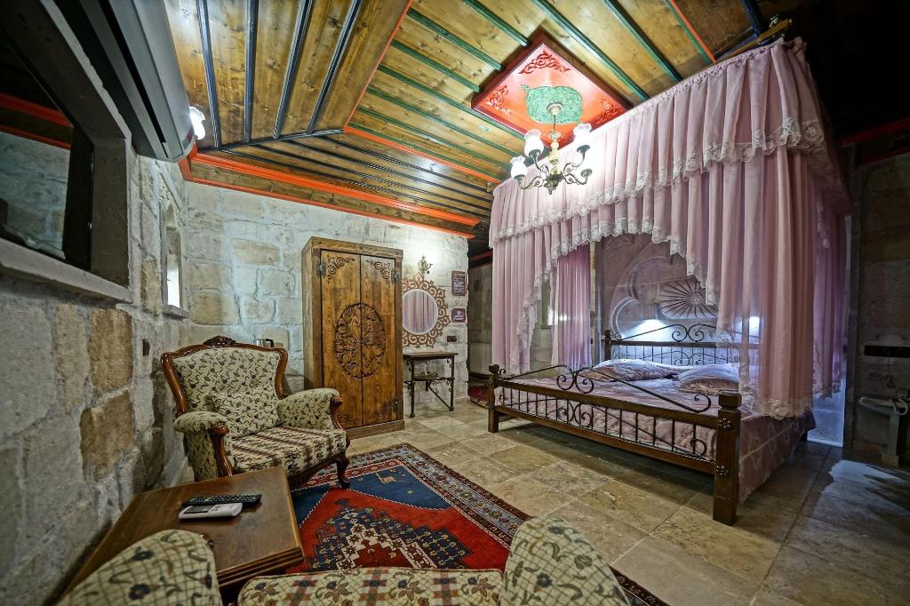 Alaturca House