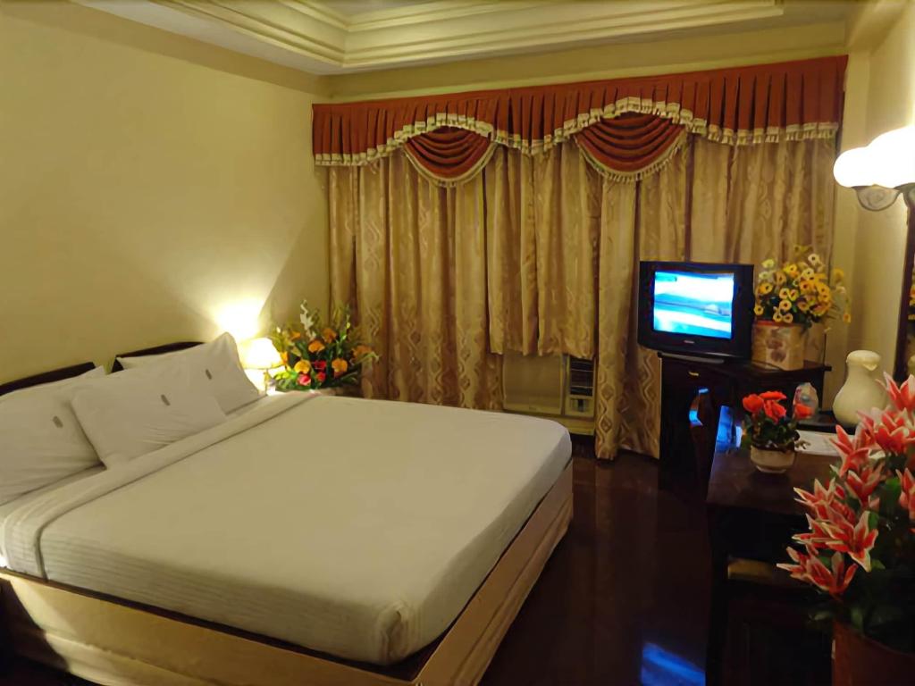 Hotel Poonja International