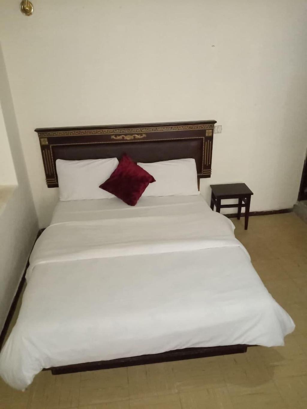 Lucy Guest House B&B