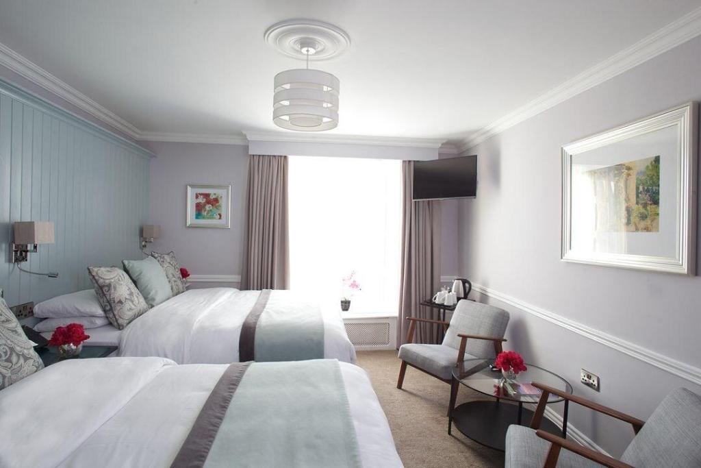 Hayes Hotel