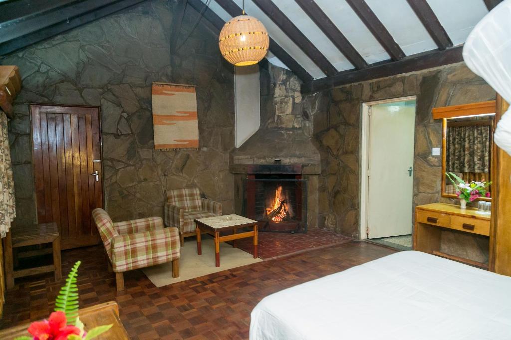 Naro Moru River Lodge