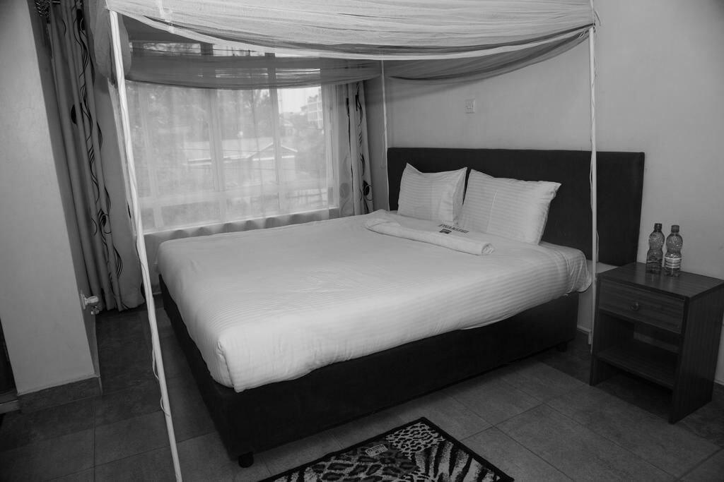 Greenvale Hotel