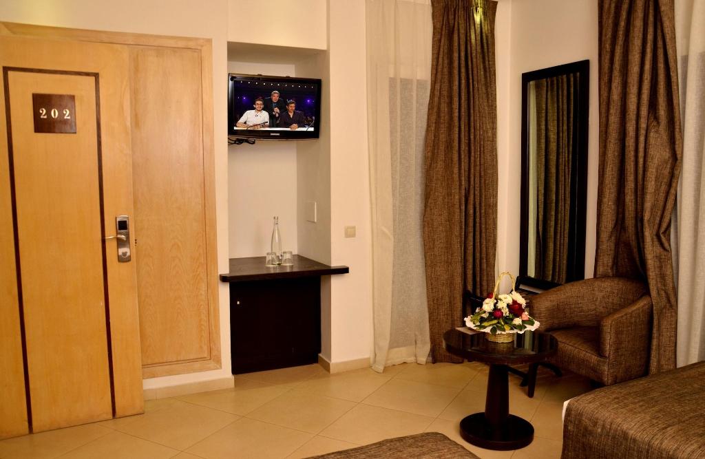 Malak Hotel