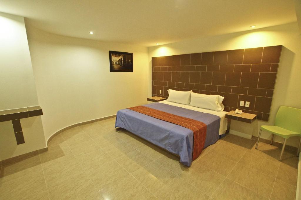 Hotel First Inn