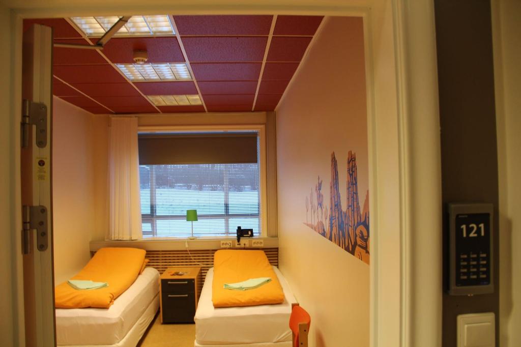 Hostel B47 - Sports and Entertainment
