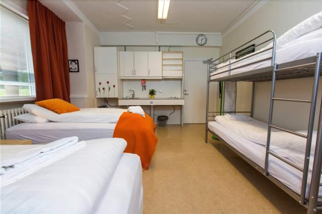 Hostel B47