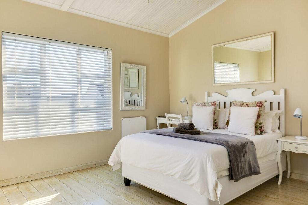 Villa Garda PTY (LTD)