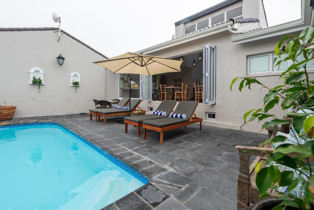 Mes Amis Guesthouse - Pool