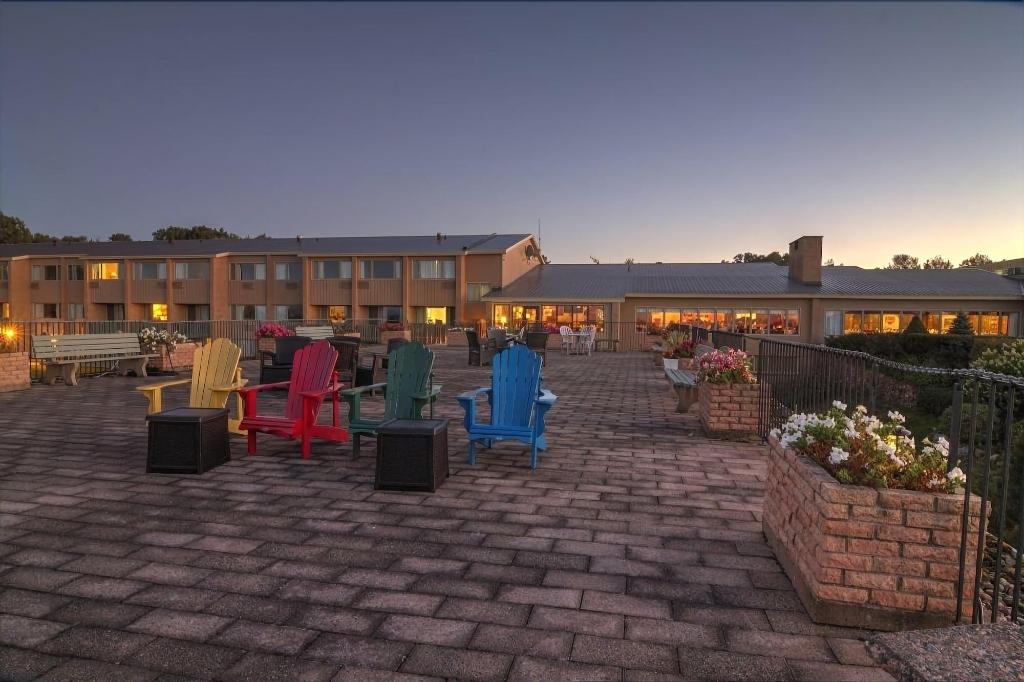 Old Orchard Inn & Spa
