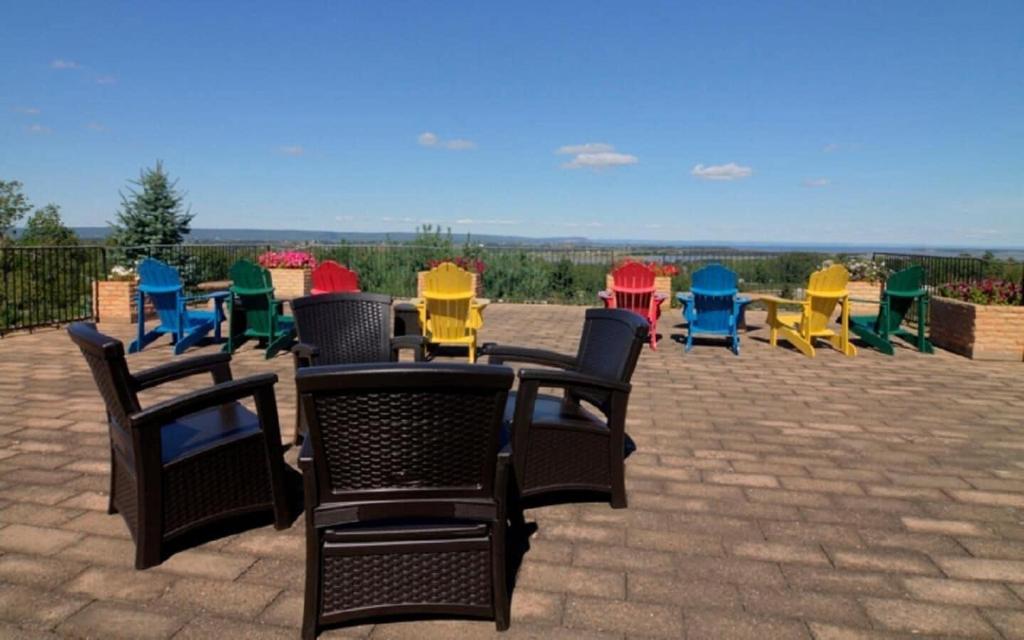 Old Orchard Inn & Spa