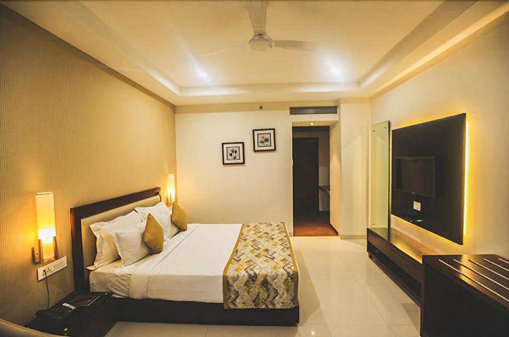 Rudraksh Club & Resort