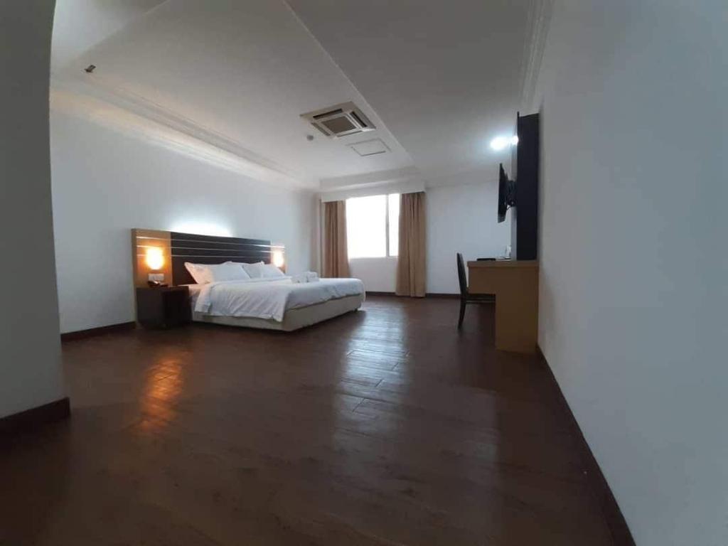 Sara Hotel