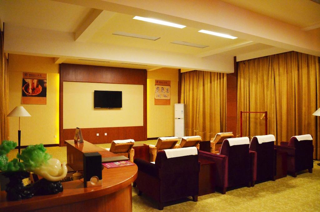 Sogecoa (Zambia) Golden Peacock Hotel - Sports and Entertainment