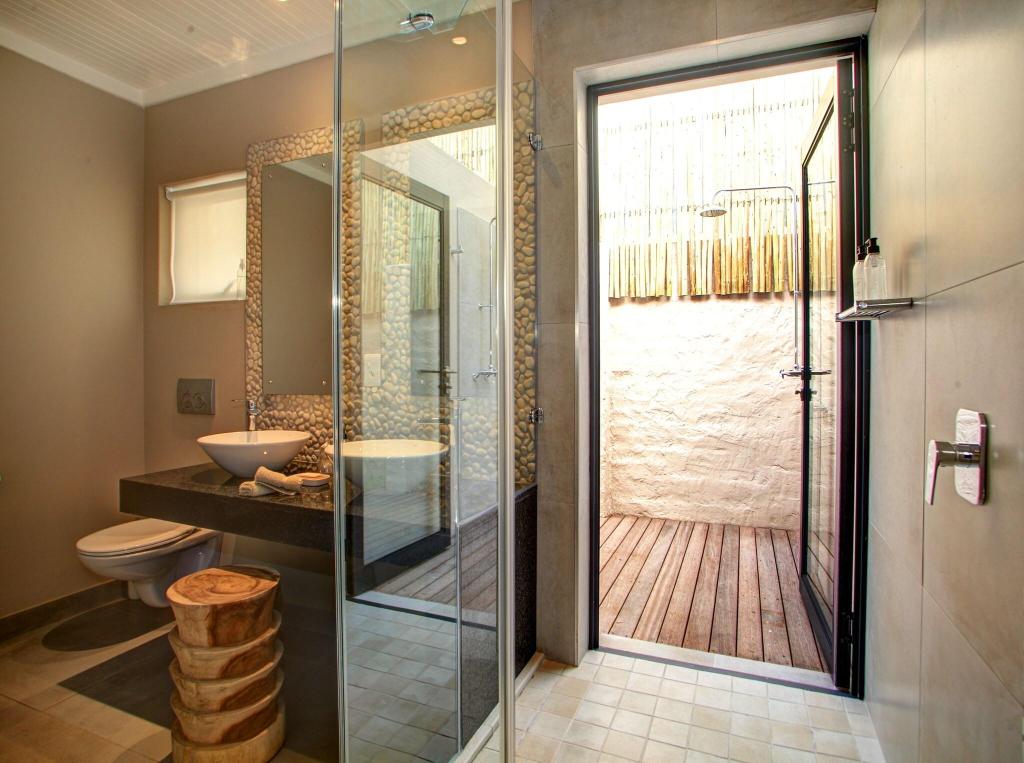 Scallop Guest Lodge