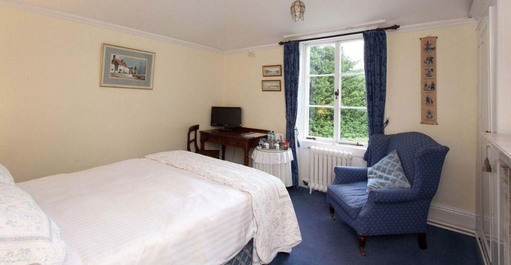 Hollybank House