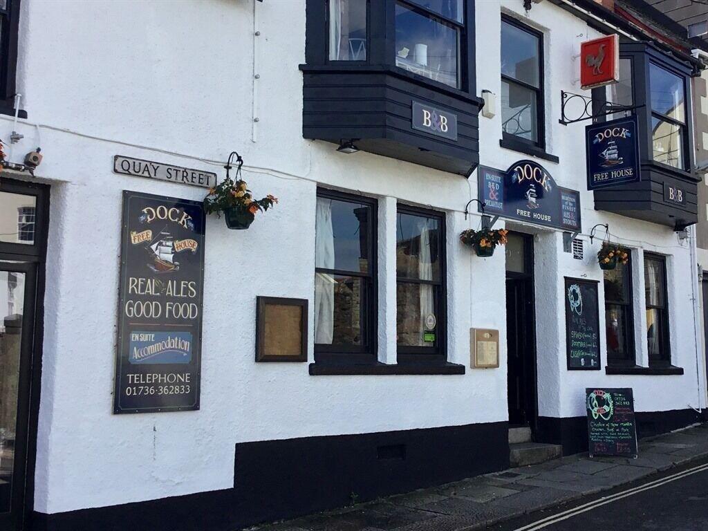 The Dock Inn - General view